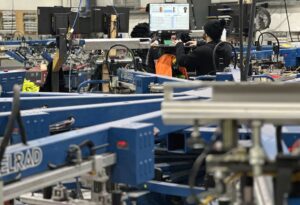 Automatic T-shirt screen printing machine